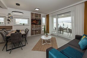 Apartments Mare B with pool