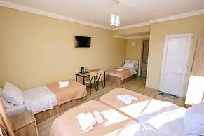 Dandelion Hotel Gudauri