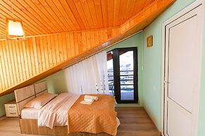Dandelion Hotel Gudauri