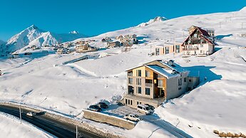 Dandelion Hotel Gudauri