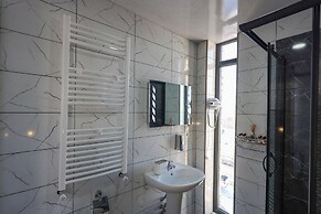 Dandelion Hotel Gudauri