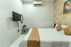 Rose Hotel
