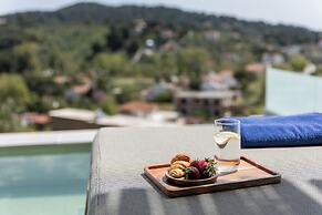 Petra Nera Skiathos