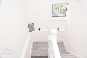 Inviting 3-bed Apartment in Bromley