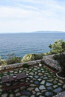 Goddesses Villa 1 in Nies