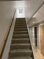 Stunning 4-bed Apartment in Glasgow West end