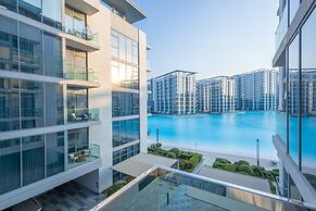 SuperHost - Serene 1BR in District One With Artificial Beach
