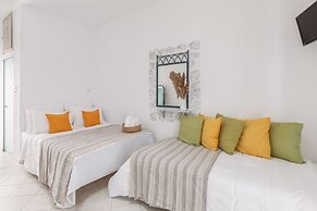Dibellee Mykonos Studios