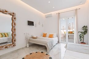 Dibellee Mykonos Studios