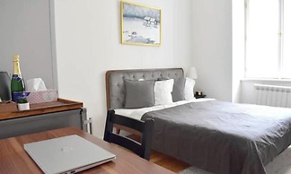 Beautiful 1-bed Studio