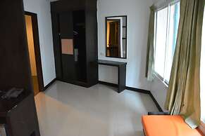 Zephyr Grand Hotel