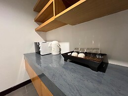 Zephyr Grand Hotel