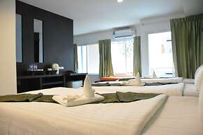 Zephyr Grand Hotel