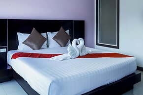 Zephyr Grand Hotel