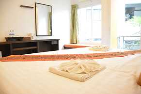 Zephyr Grand Hotel