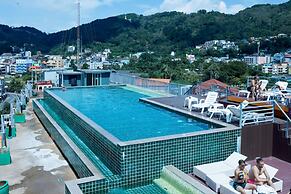 Zephyr Grand Hotel