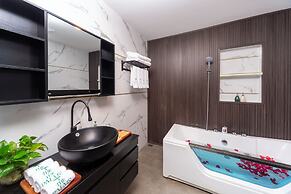 The Palms Hotel Phan Thiet