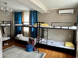 Hostel 4U