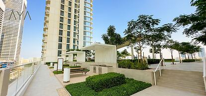 Aya - Beachfront Apartment With all Amenities and Pool