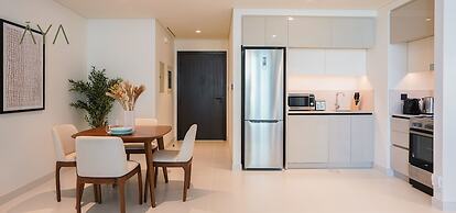 Aya - Beachfront Apartment With all Amenities and Pool