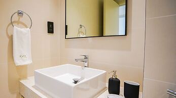 Aya - Beachfront Apartment With all Amenities and Pool
