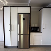Sandton Smart Apartment Twelve