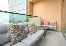 Tanin - Modern Spacious 1BR Apartment With 2 Balconies