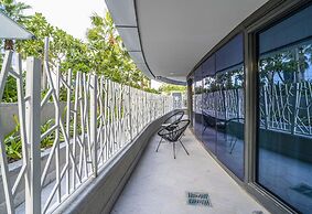 Tanin - Luxurious 2BR Apartment in DAMAC Paramount