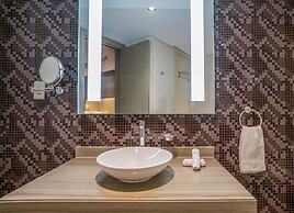 Tanin - Luxurious 2BR Apartment in DAMAC Paramount