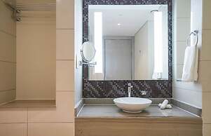Tanin - Luxurious 2BR Apartment in DAMAC Paramount