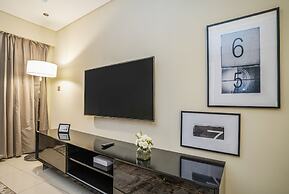 Tanin - Luxurious 2BR Apartment in DAMAC Paramount