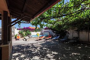 Villa Erika with private pool and garden
