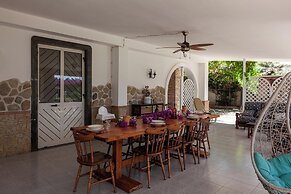 Villa Erika with private pool and garden