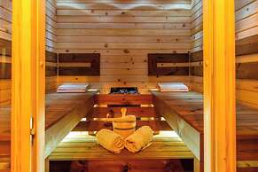 Luxury Pool Villa Feliz