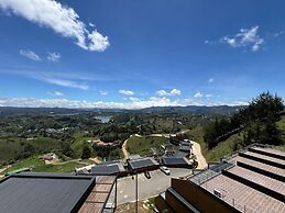 MONTECIELO HOSTING GUATAPE