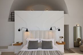 Omna Caldera Suites