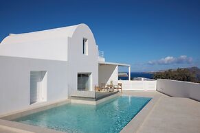 Omna Caldera Suites