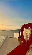 Omna Caldera Suites
