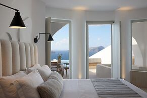 Omna Caldera Suites