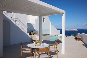 Omna Caldera Suites