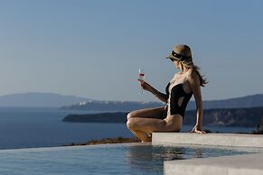 Omna Caldera Suites