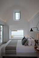 Omna Caldera Suites