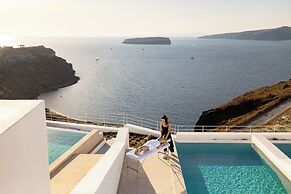 Omna Caldera Suites