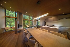Chalet Infinity