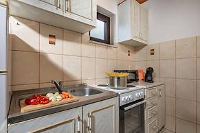 Studio Apartment Iva