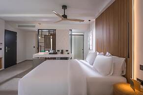 Noble Hotel Suites - Adults Only