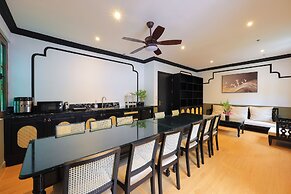 Sunset Bay Retreat Hotel