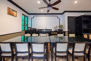 Sunset Bay Retreat Hotel