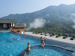 The Grand Cliff Resort Munnar