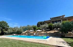 Villa Lavania